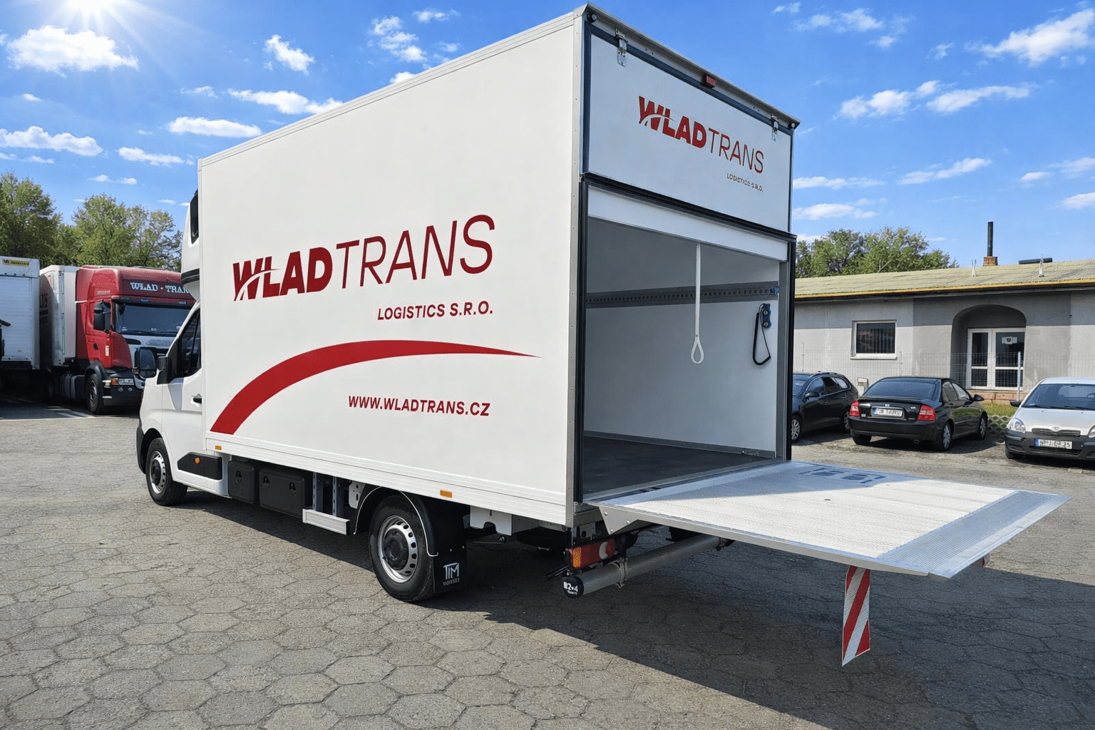 FCA6E431-85A5-4F88-A4BA-FA5946544344